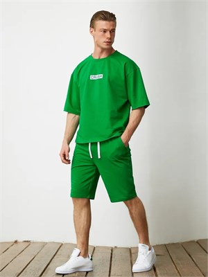 {{photo.Alt || photo.Description || 'Спортивный костюм'}}