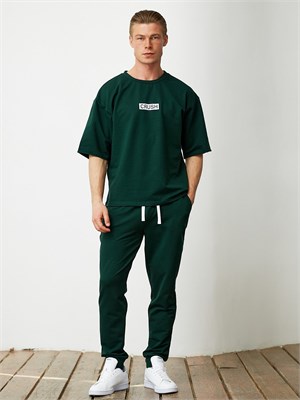 {{photo.Alt || photo.Description || 'Спортивный костюм'}}
